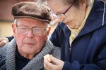Older couple life expectancy (courtesy of Pixabay.com)